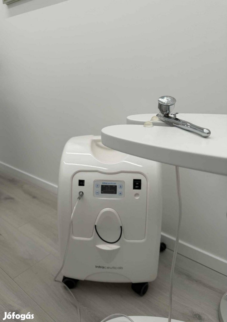 Intraceluticals - oxigénterápiás kezelőgép