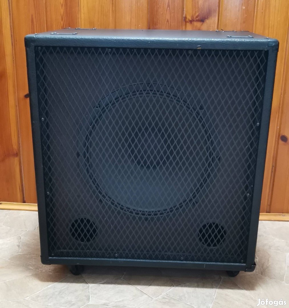 Invasion EB300 1x15 basszusgitár láda 300W