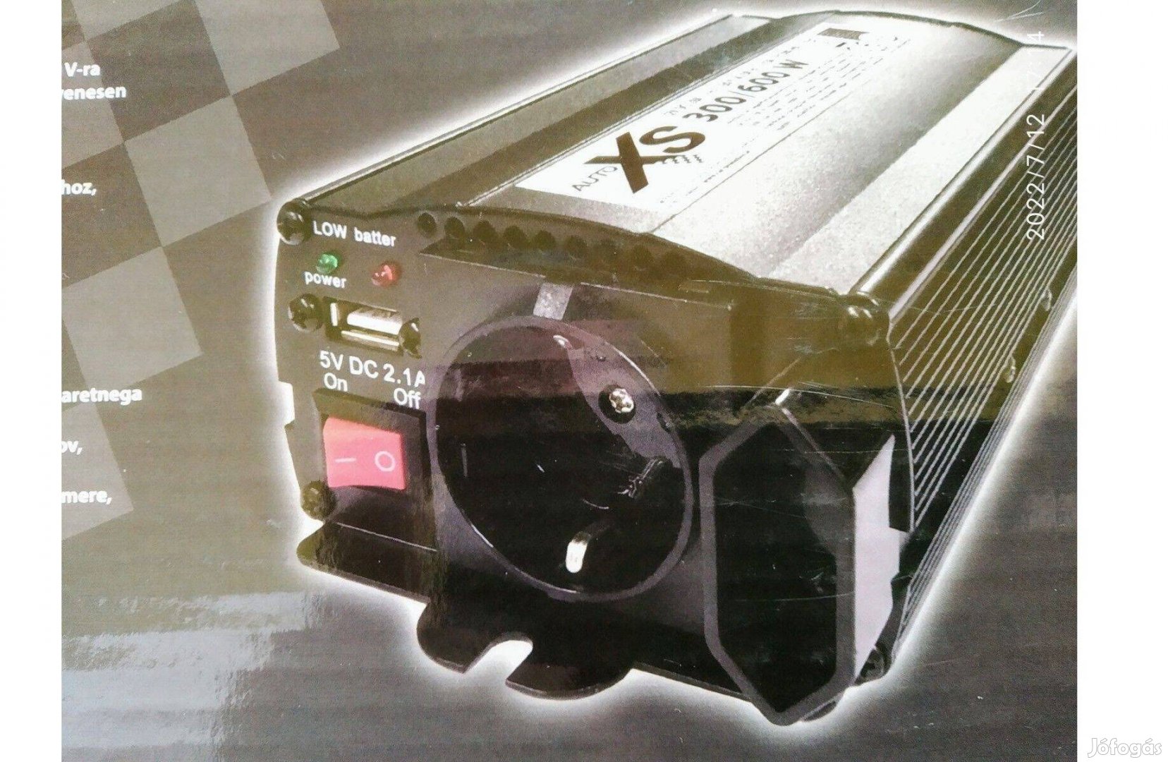 Inverter 12-230V Autóba Lakókocsiba STB 300-600Watt, Új USB Csatlakozó