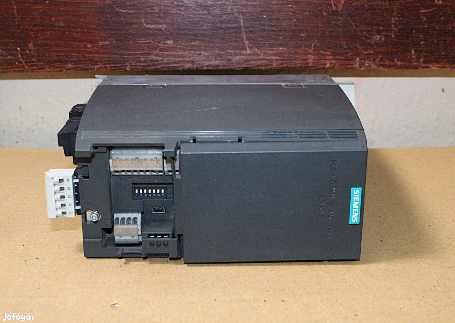 Inverteres meghajtó frekvenciaváltó Siemens Sinamics G120C