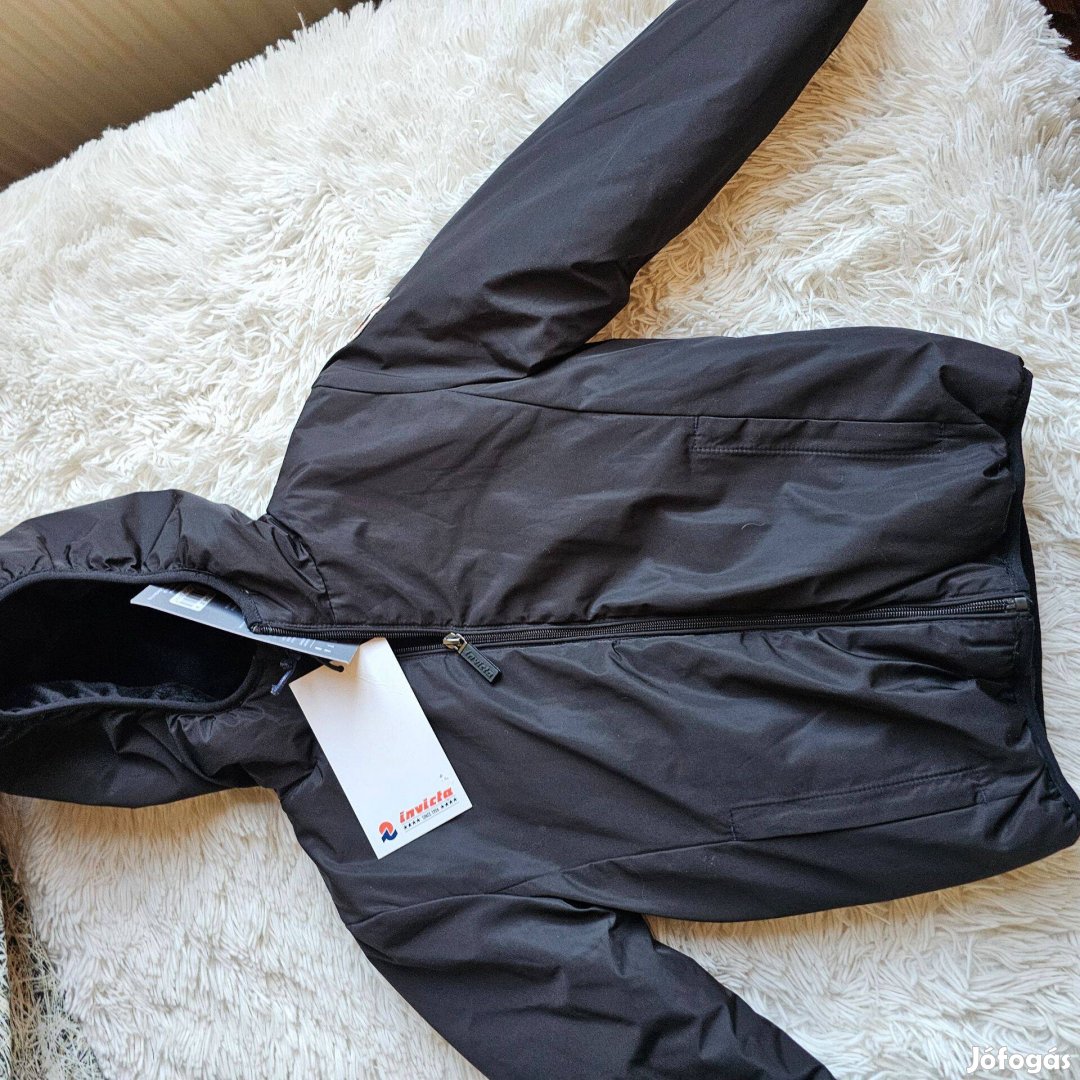 Invicta gyerek téli dzseki teljesen új kb 4 évesre