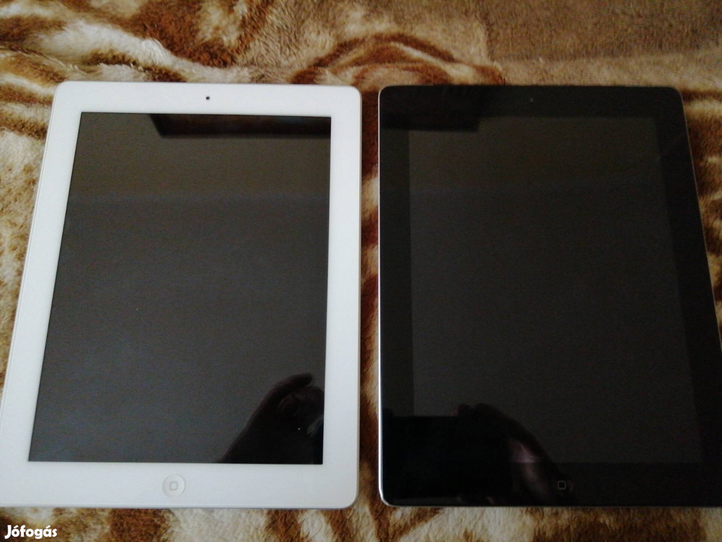 Ipad 2  32gb wifi+sim 2db