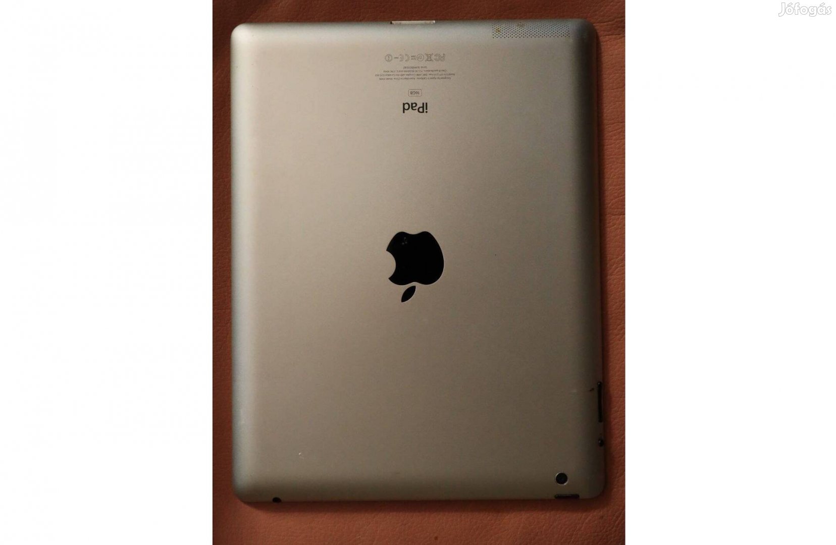 Ipad 3-ik generációs 16GB WiFi-s MC705LL/A jó állapotban tokkal