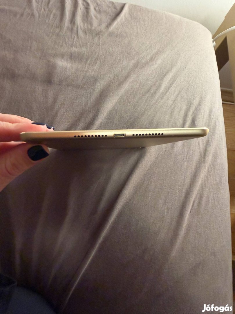 Ipad Mini 4, 128GB arany -jó állapotú