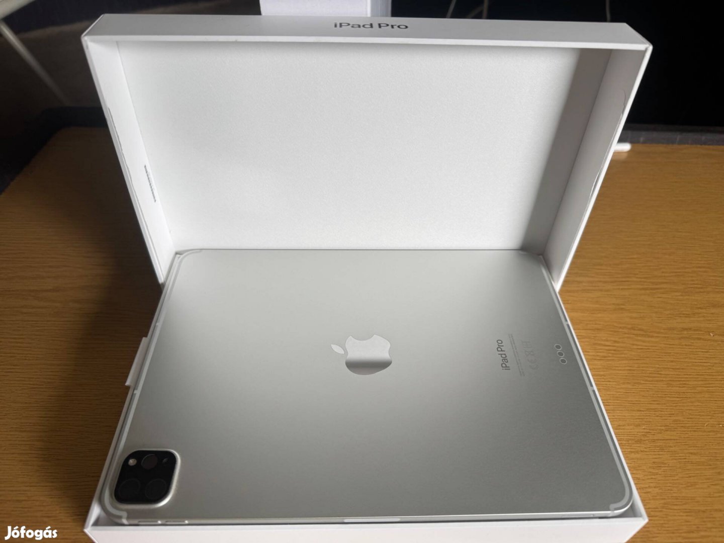 Ipad Pro 11 M2 (128GB) WIFI 5G (2022) eladó