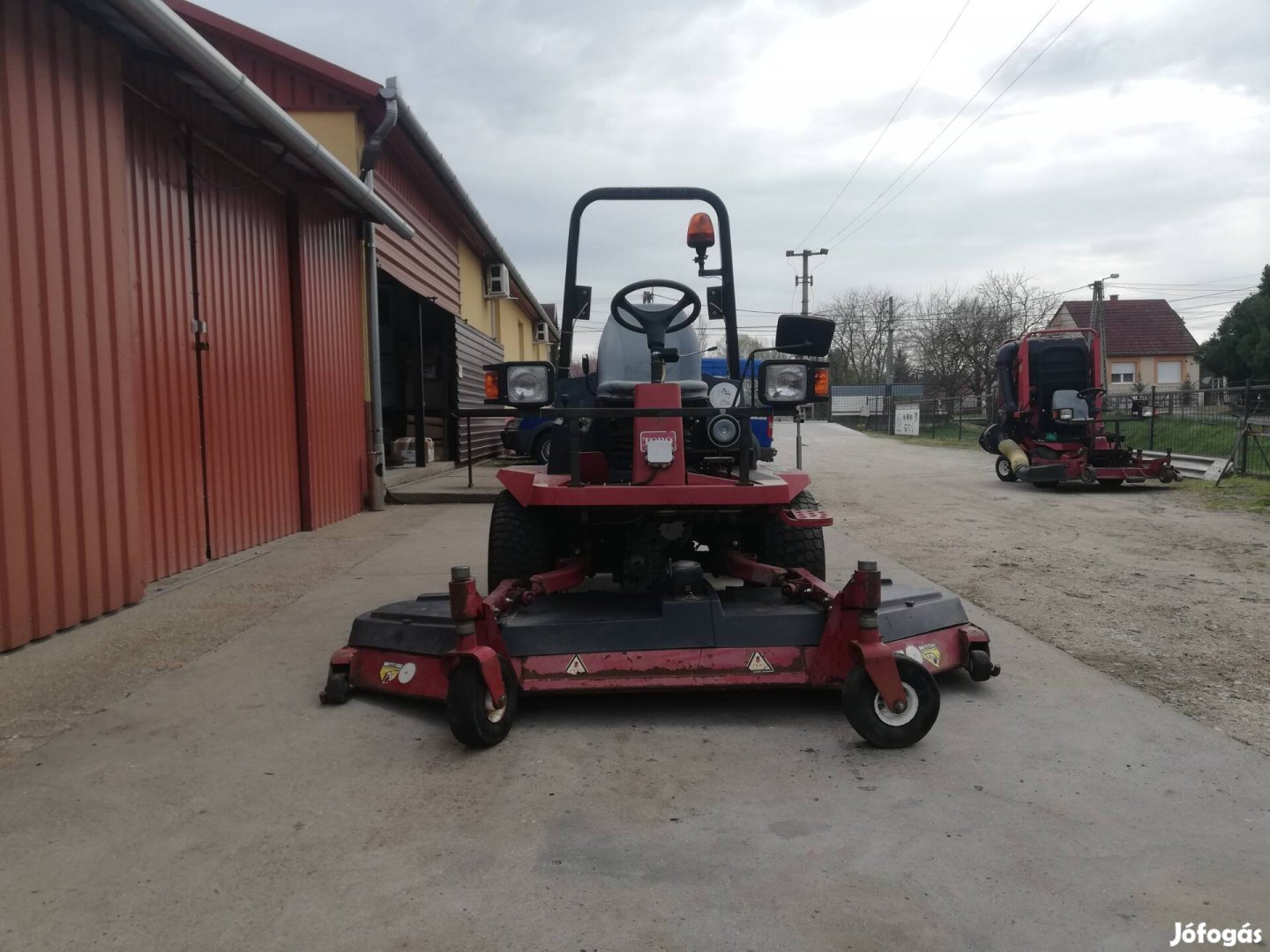 Ipari fűnyíró traktor Toro Groundmaster 3000D