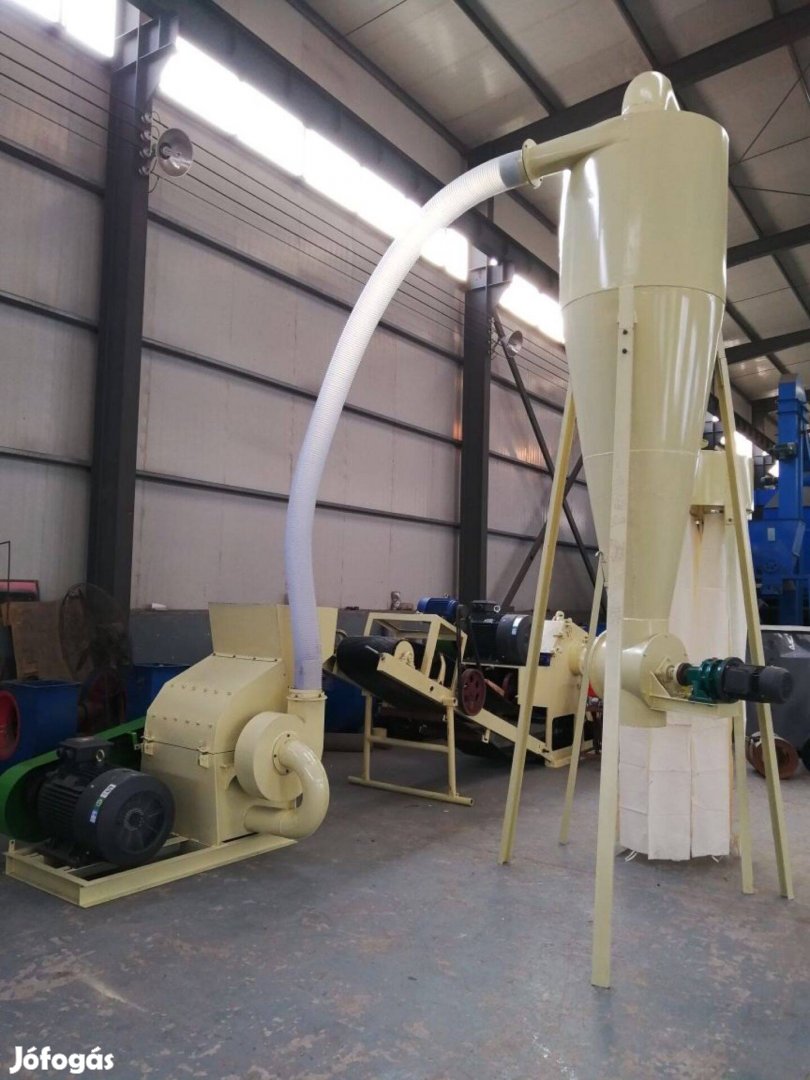 Ipari kalapácsos malom 45kW ciklonnal