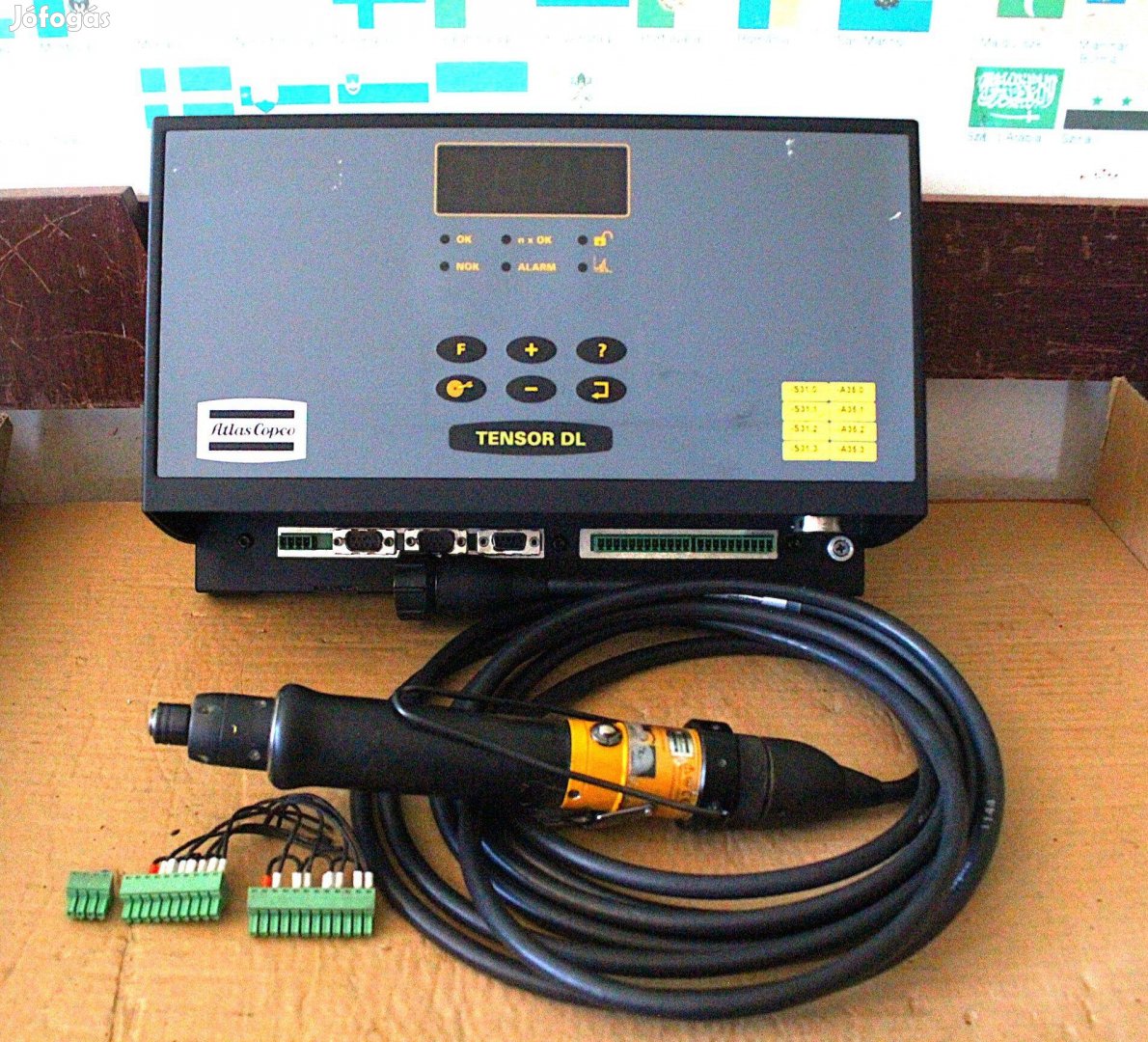 Ipari nyomaték-csavarhúzó vezérlővel csavarózógép Atlas