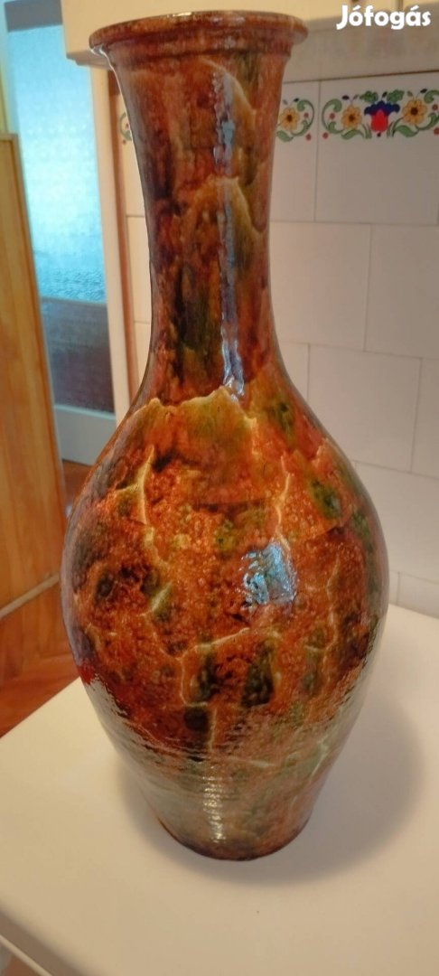 Iparművészeti padló váza 