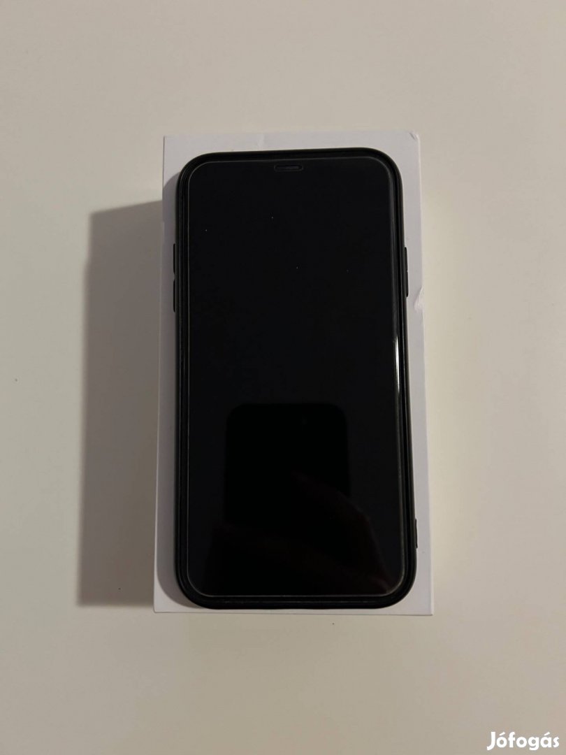 Iphone 11 Fekete 64 GB