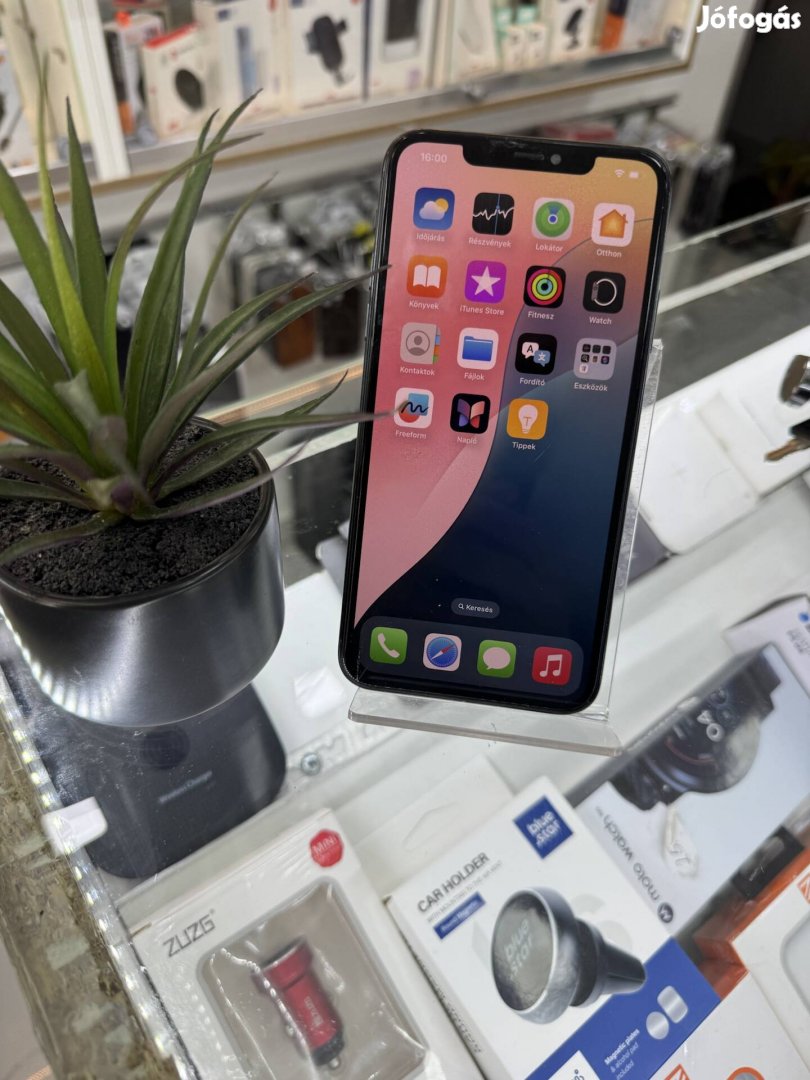 Iphone 11 pro max, 64GB független kijelző repedt 