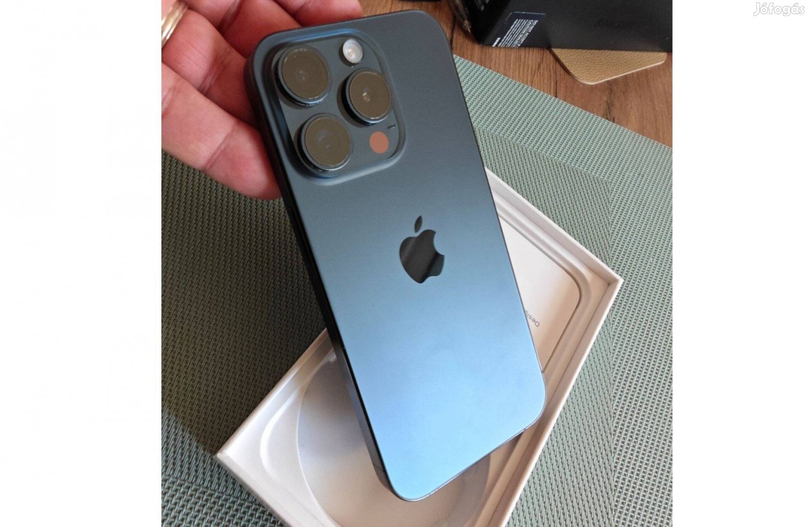 Iphone 15 Pro Titan Blue - szép megkímélt - Csere is érdekel