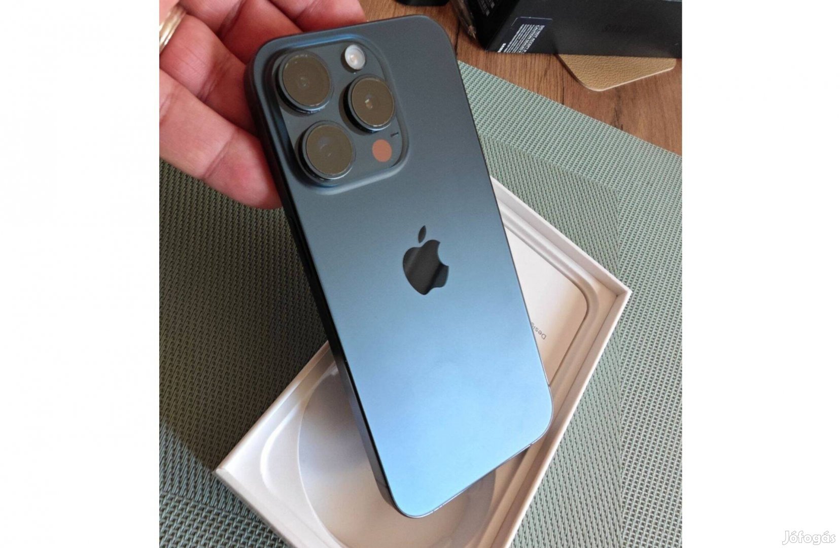 Iphone 15 Pro Titan Blue - szép megkímélt - Csere is érdekel