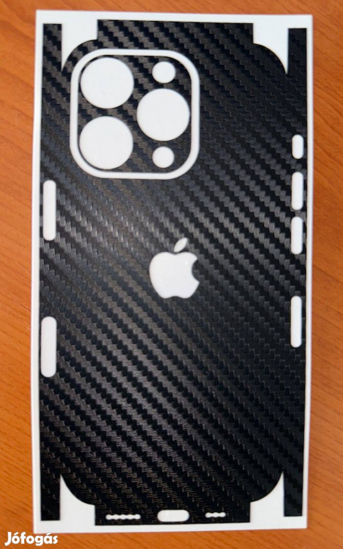 Iphone 16 pro Black carbon Skin