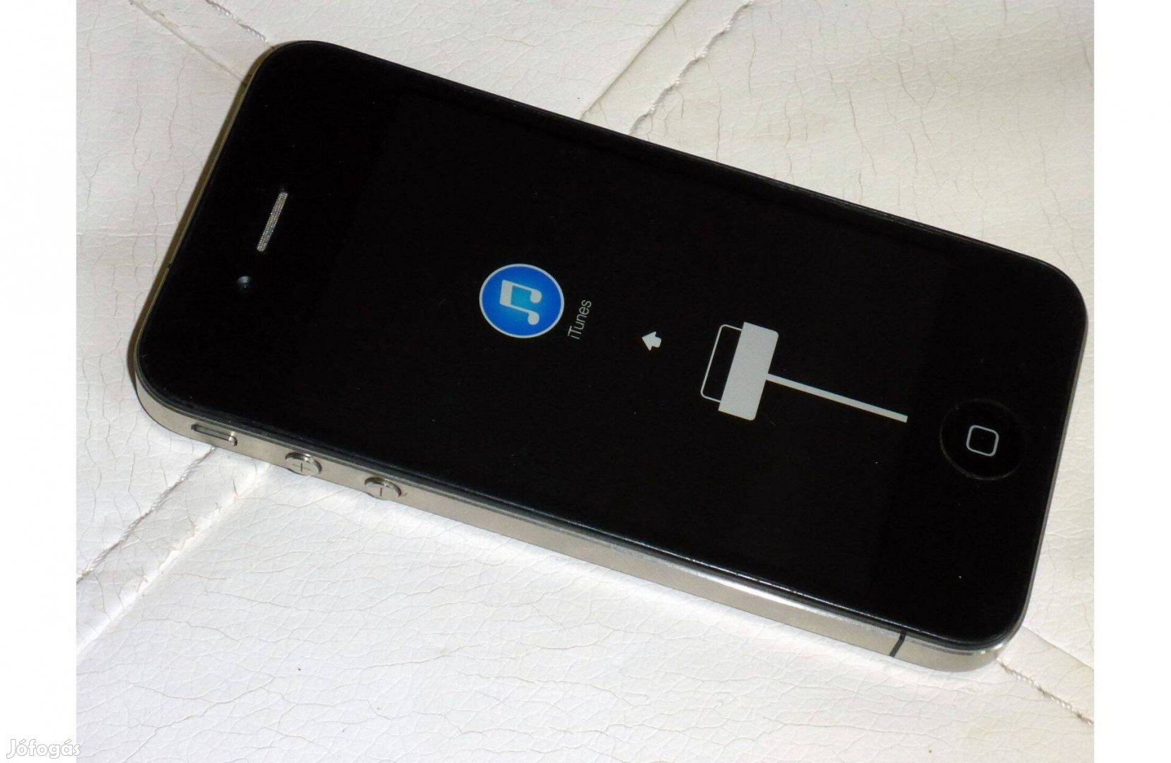 Iphone 4 A1332 8GB Black - A1 Austria függő - #013265005774629