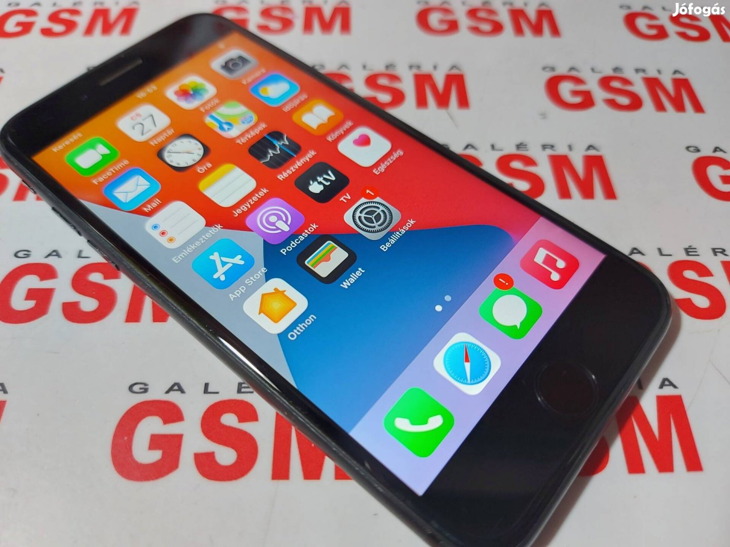 Iphone 7 32gb 100%  újszerű független garanciás