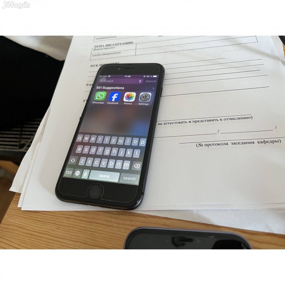 Iphone 8 64GB kiváló állapot, új akkumulátor
