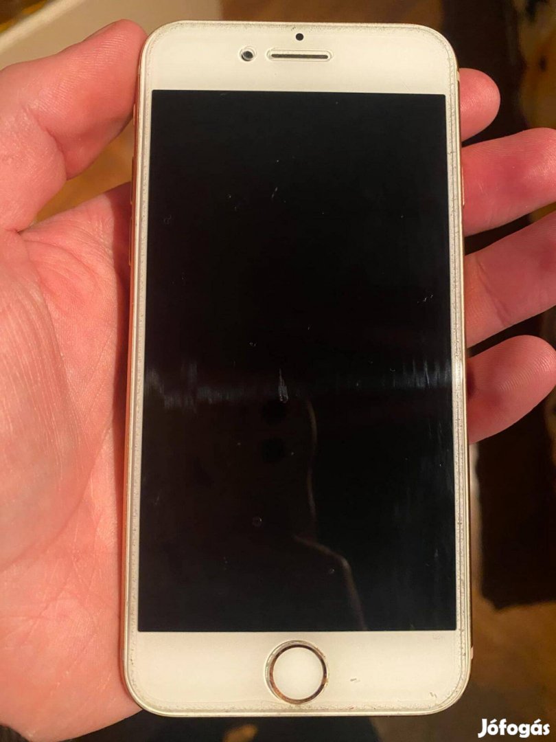 Iphone 8 Független 64GB Akku 100% ,GOLD