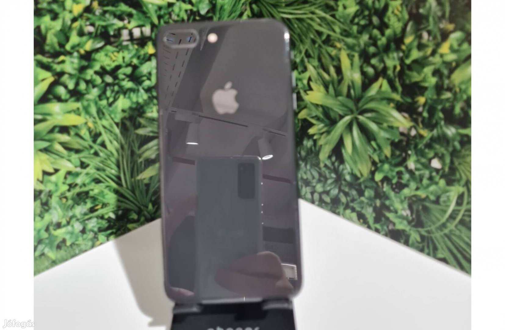 Iphone 8 Plus 64gb, kártyafüggetlen, 12 hónap jótállással