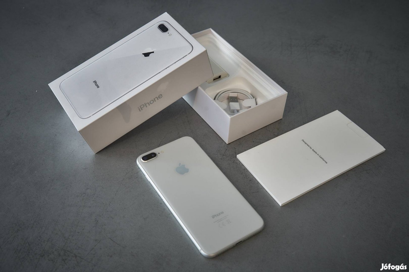 Iphone 8 Plus Fehér, 64Gb, Független - Tökéletes Állapot / Kiegészítők