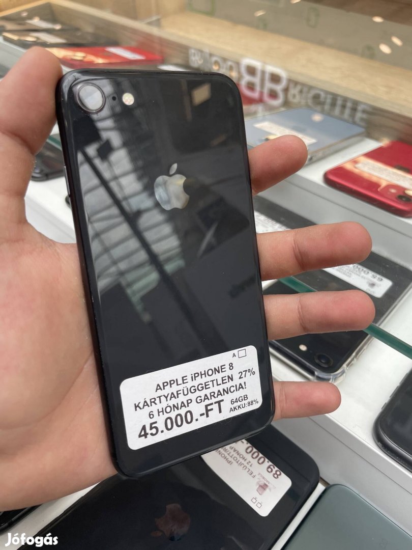 Iphone 8 (6 hónap garancia)