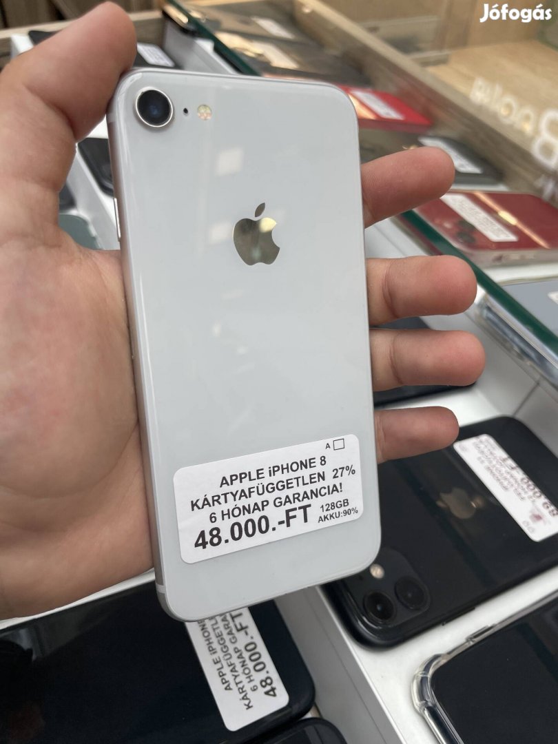 Iphone 8 ( 12 hónap jótállással)