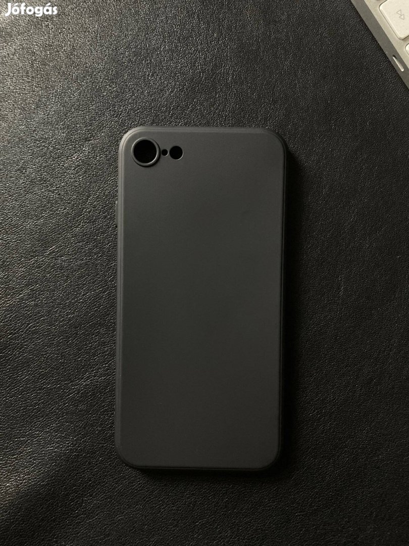 Iphone SE 2022 tok Fekete szín