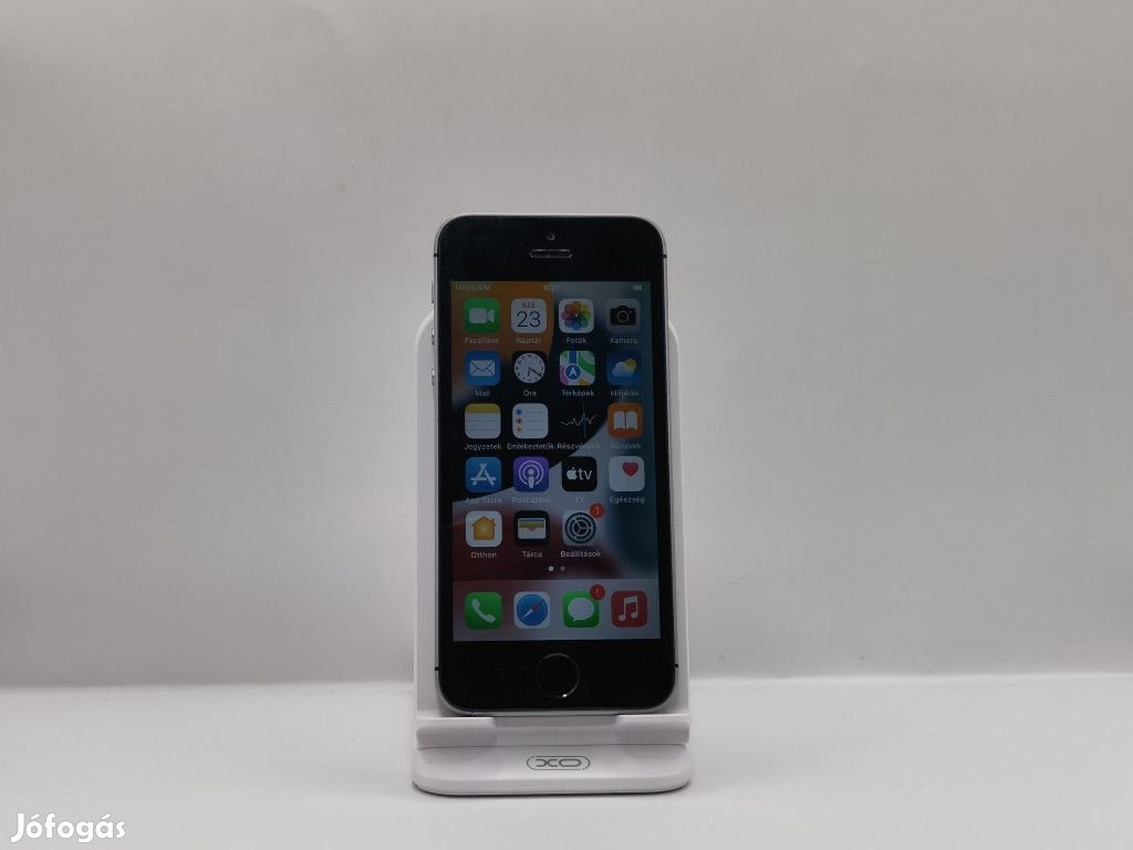 Iphone SE (karcos hátlap) (16 GB) ezüst