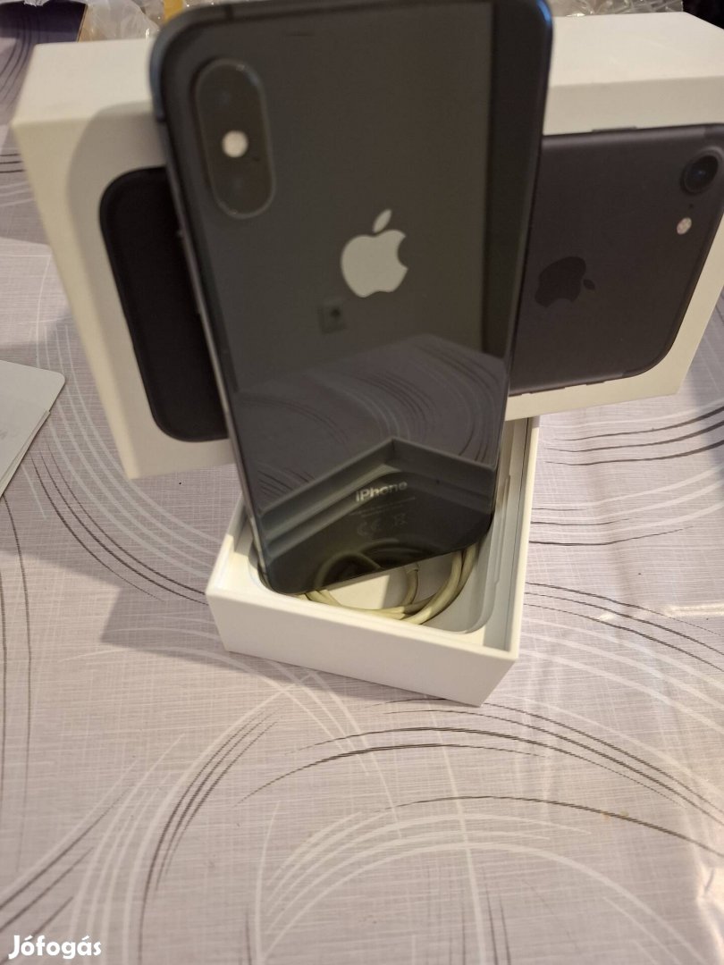 Iphone XS 64gb.Kártyafüggetlen,felújitott.