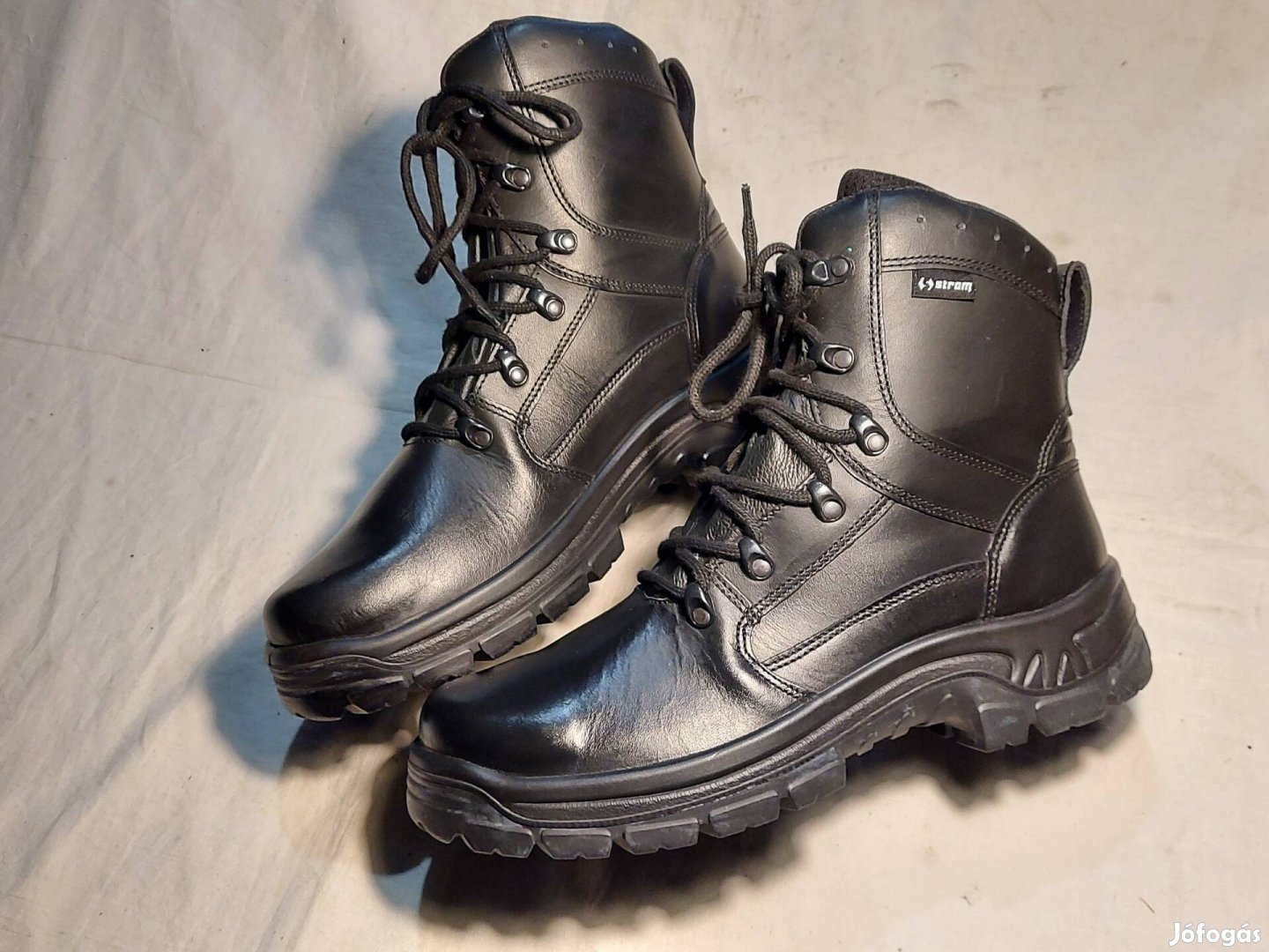 Ipoly taktikai bakancs, katonai bakancs, 43
