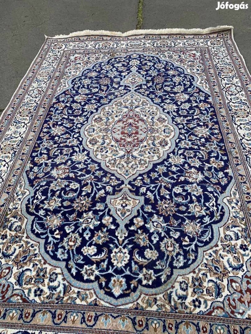 Iráni nain gyönyörű szőnyeg 200 x 300 cm