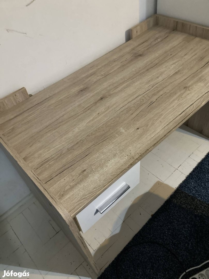 Íróasztal 75x125