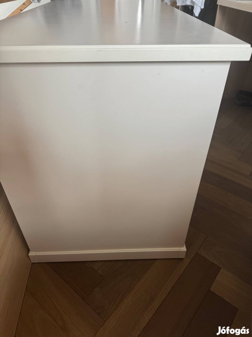 Íróasztal IKEA