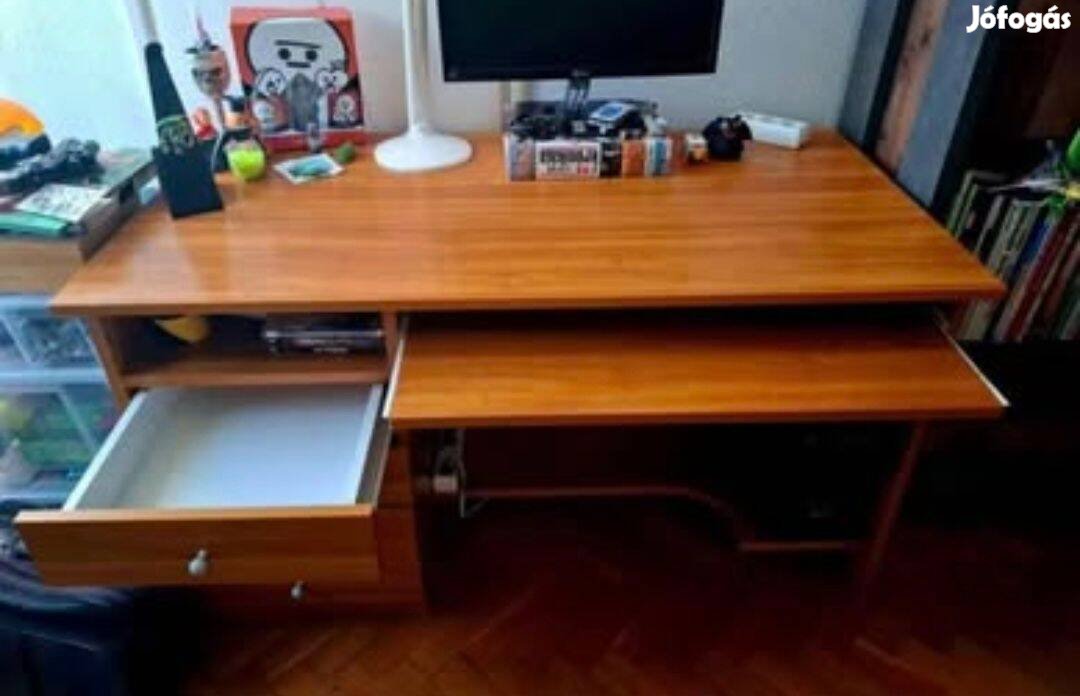 Íróasztal, számítógépasztal