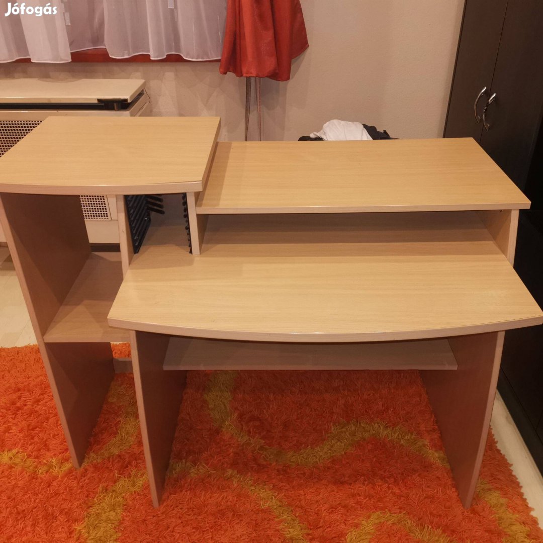 Íróasztal számítógépasztal