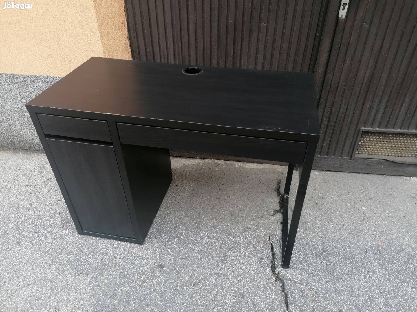 Íróasztal/számítógépasztal