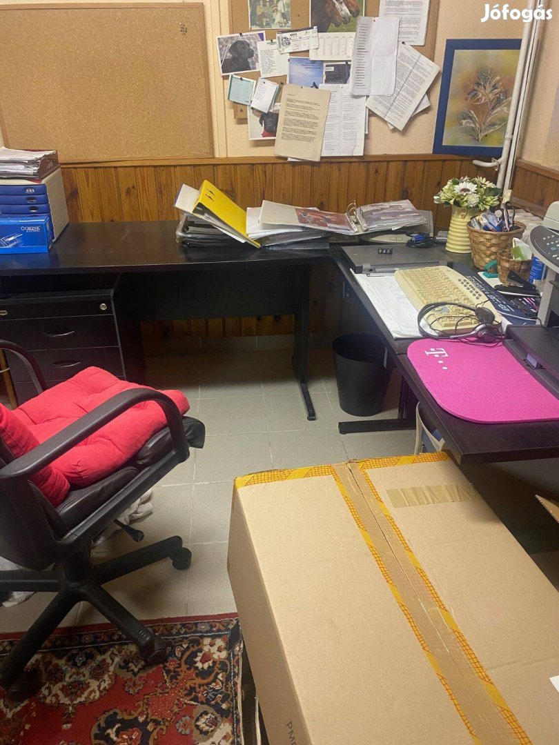 Íróasztal szekrénnyel olcsón