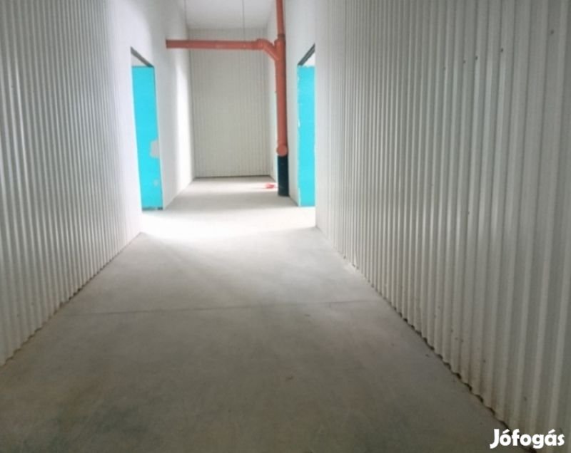 Irodaépületi raktár kadó