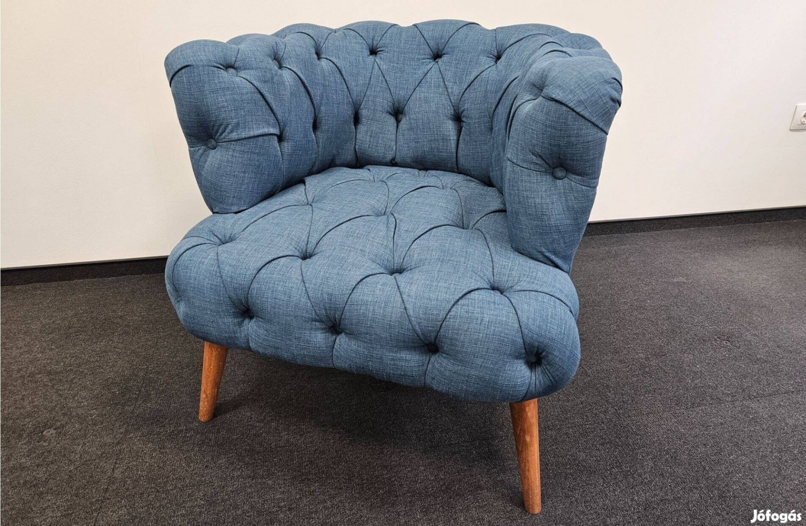 Irodai fotel, tárgyalóba, irodába - 2 darab