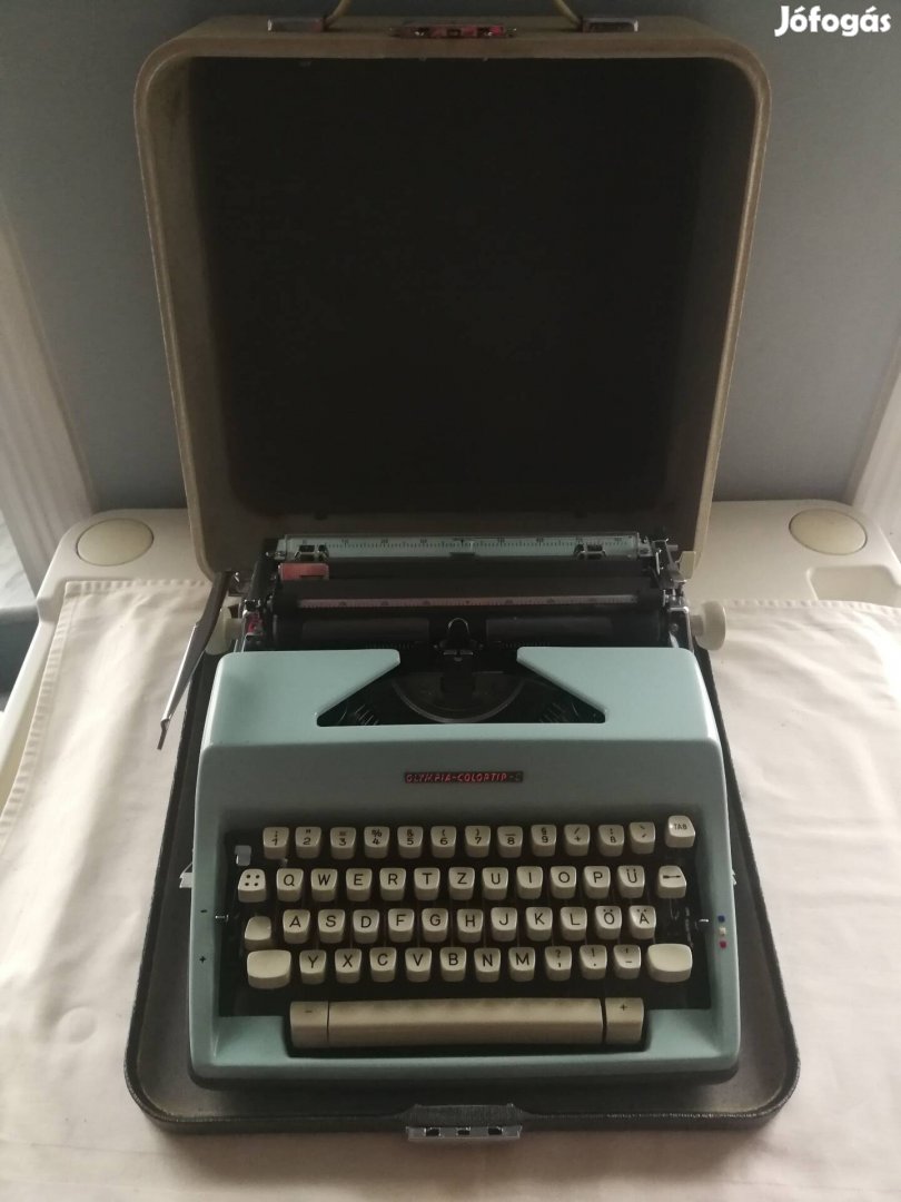 Írógép Olympia Colortip-S karcmentes , szervizelve 60-70évj  