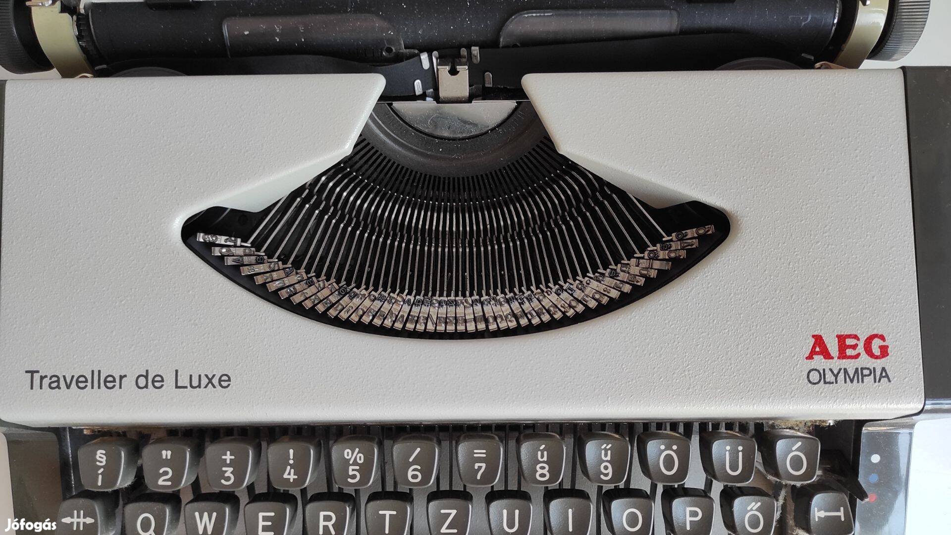 Írógép, AEG Olympia Traveller de Luxe
