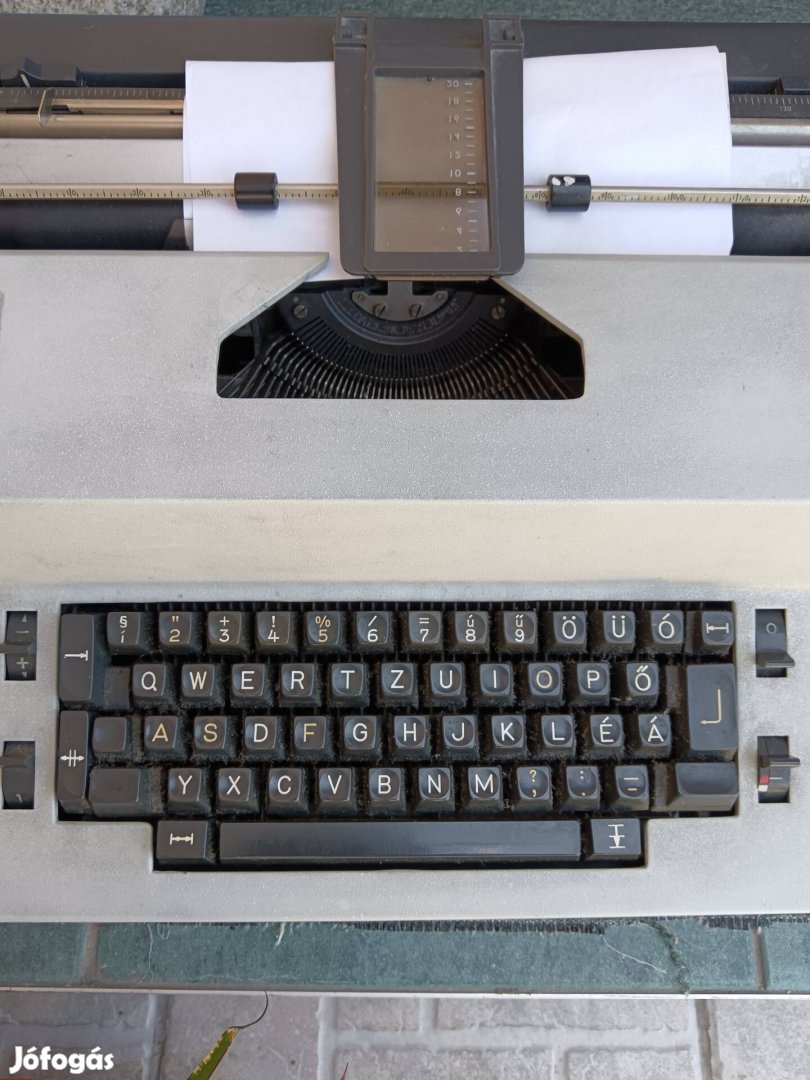 Írógép, elektromos eladó