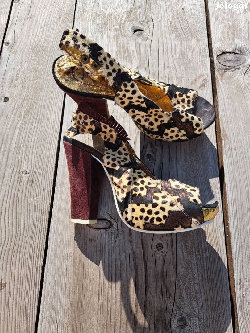 Irregular Choice szandál