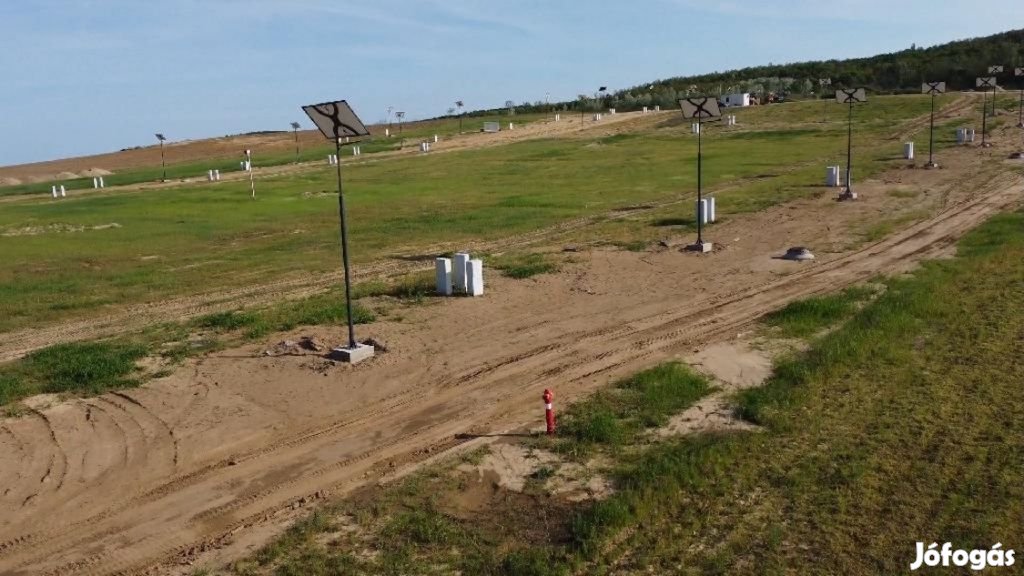 Isaszegi 804 nm-es telek eladó