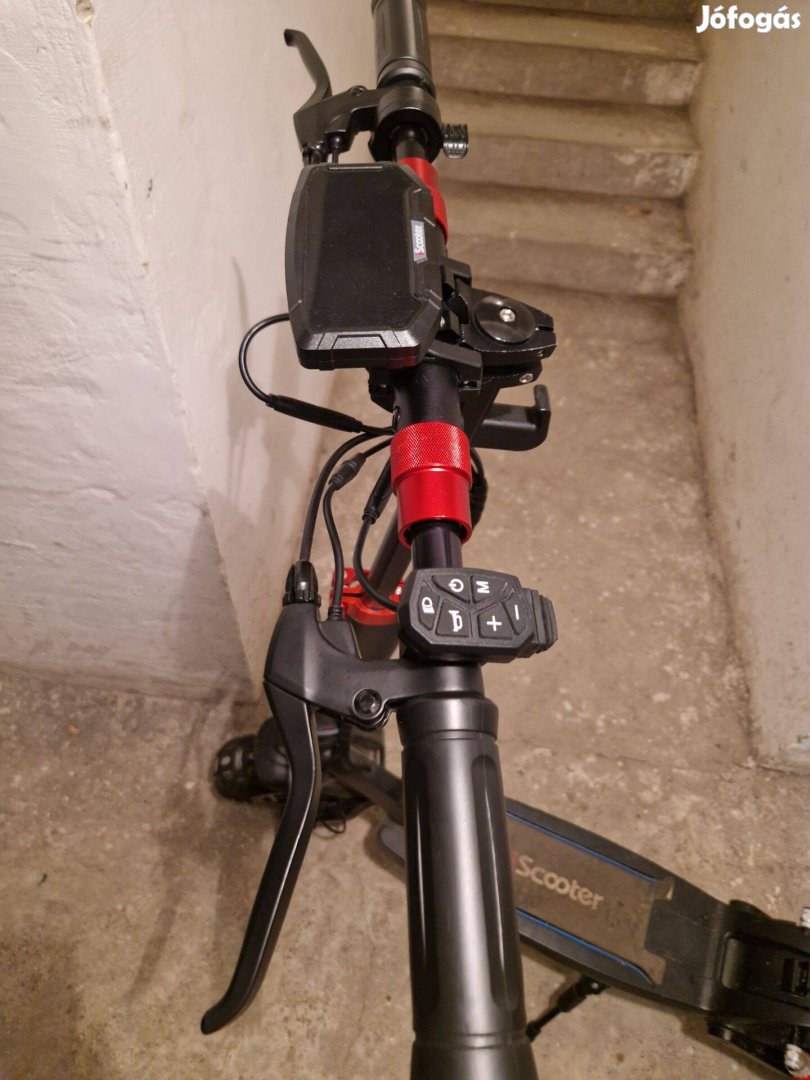 Iscooter iX6 elektromos roller