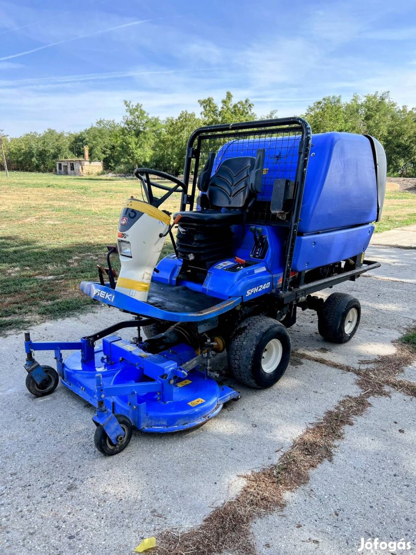 Iseki SFH240 4x4 dízel fűnyíró traktor