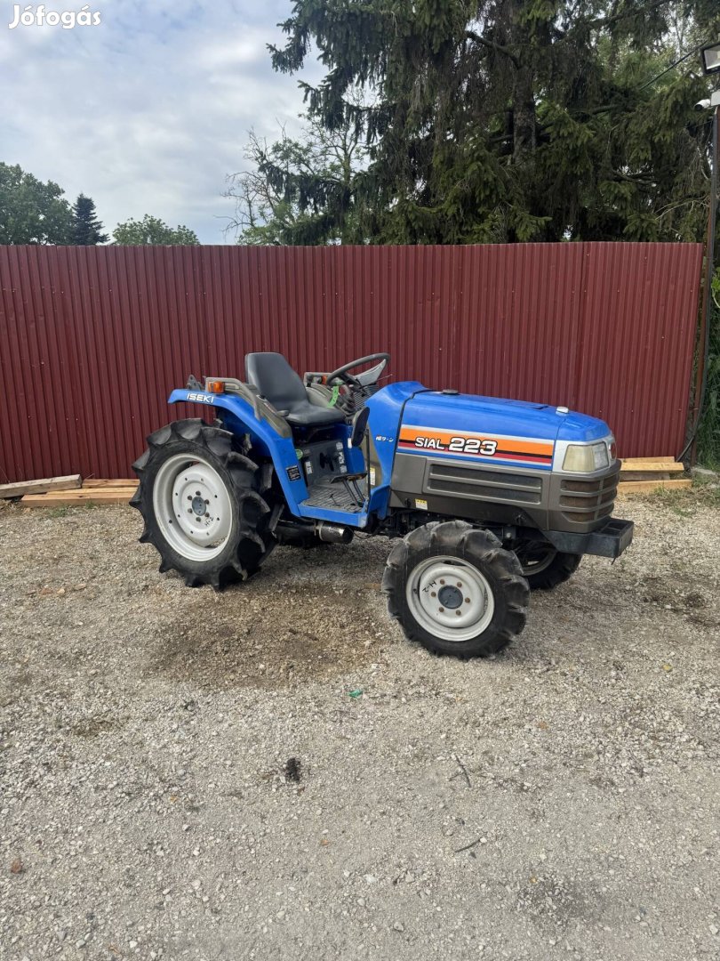 Iseki Sial223 4x4 szervokormány japan traktor 