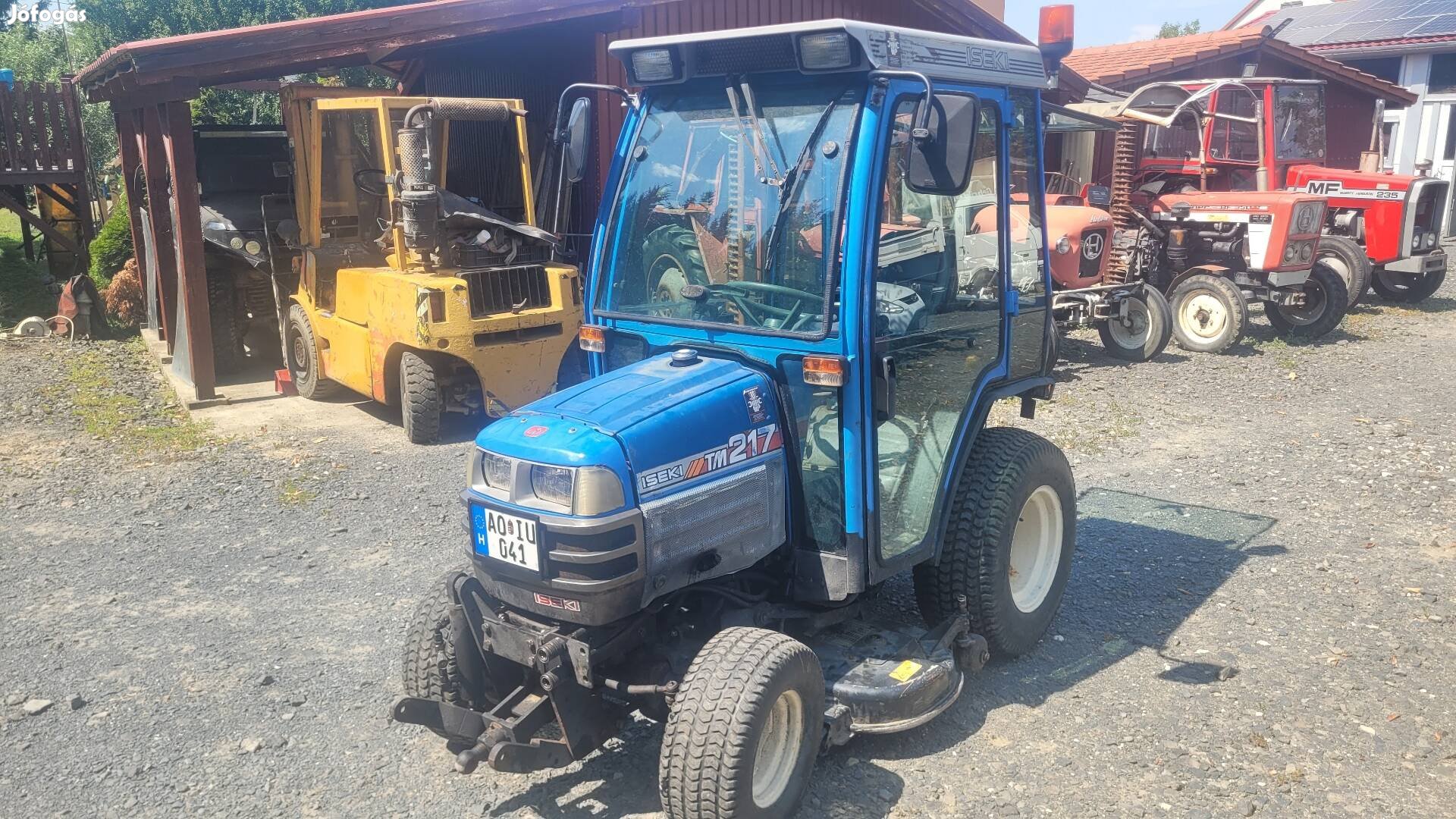 Iseki összkereskes Traktor 