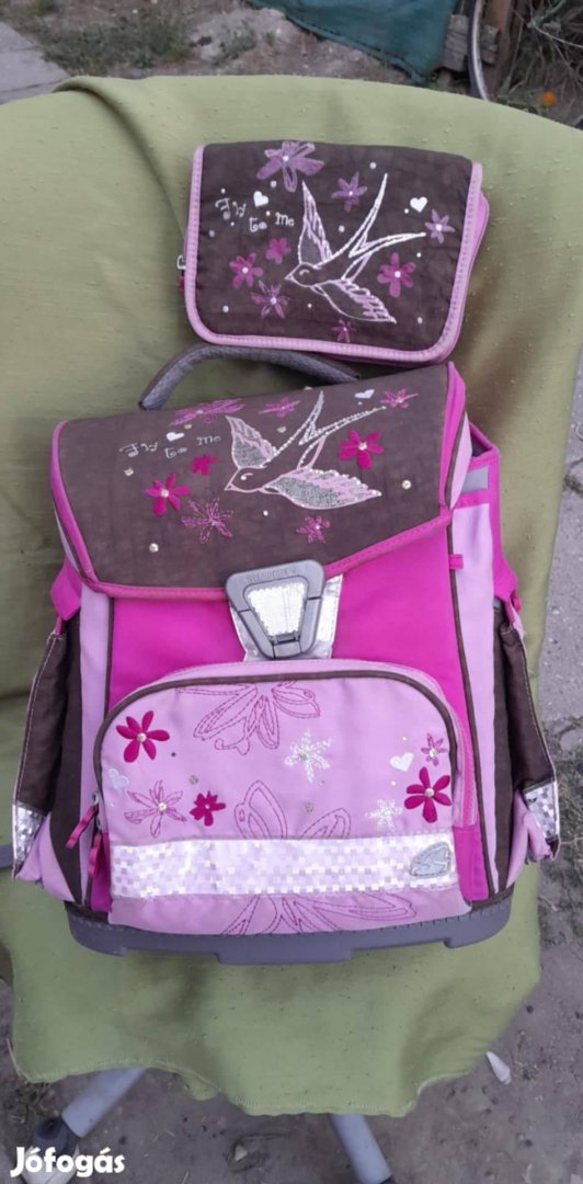 Iskola táska eladó