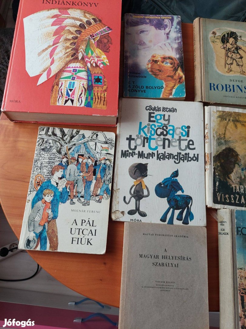 Iskolás és gyerek könyvek, régiek eladóak